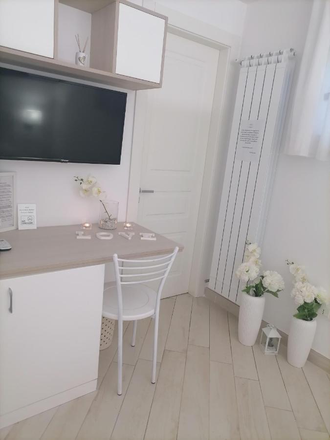 B&B Le Chic SantʼAntonio Abate Екстериор снимка